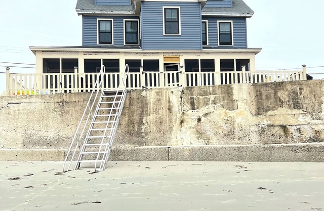 Sweeping ocean views, steps to the sand!