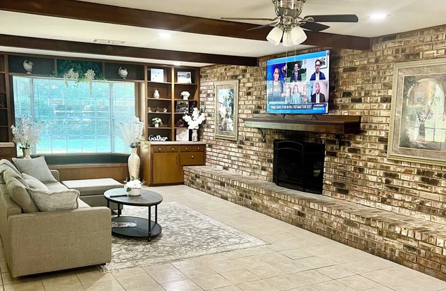 Sweet Family Home, spacious area with all new material inside the house