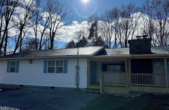 Sweets Falls Cottage Close to Summersville Lake & New River Gorge