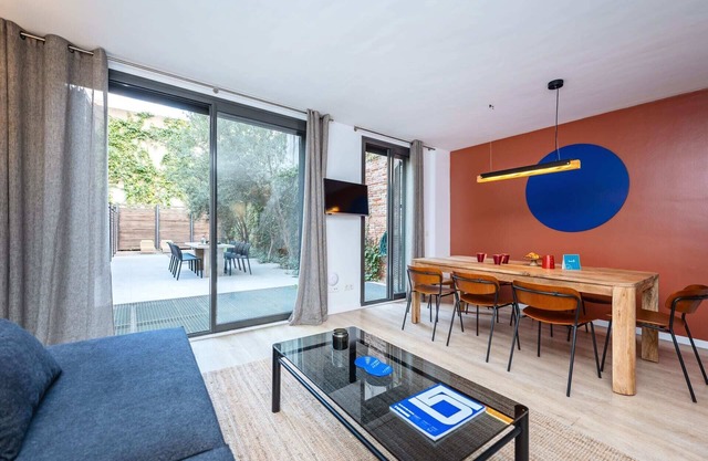 Sweett | Girona B2 - Four Bedroom Apartment, Sleeps 10