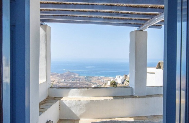 "Sylvia House of Cycladic architecture"