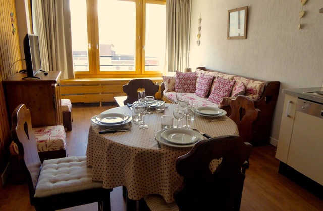 T2 apartment * comfortable and bright with beautiful views of the slopes