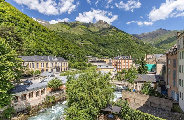 T3 Apartment in Central Cauterets