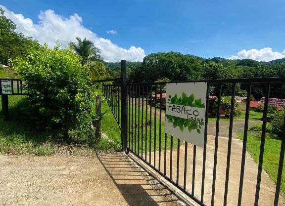 Tabaco Lodge #1 a solo 5 mins de Playa Carrillo