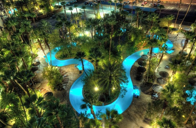 Tahiti Village Bora Bora 1br suite Sunday check-in