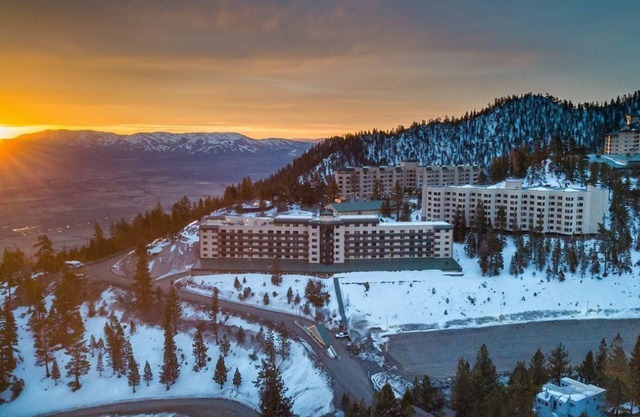 Tahoe Ridge Studio - Fantastic and beautiful views!