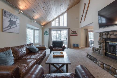 Tahoe Vista Home w/Spa close to Northstar & Lake