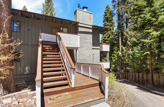 Tahoma Condo w/Gas Grill | Lakefront HOA Amenities Access