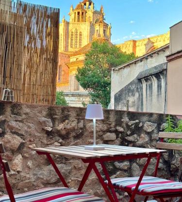 Tarraco Cathedral Cottage