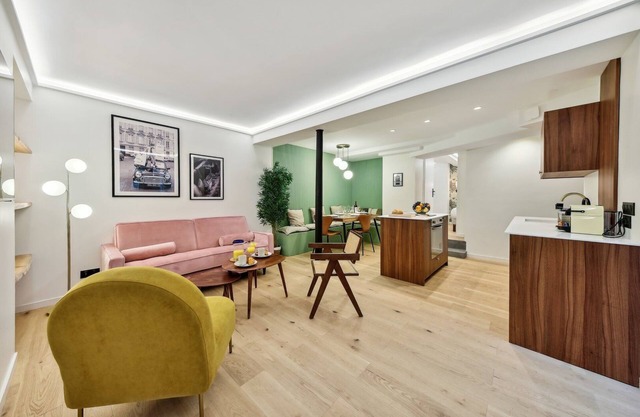 TBS 277 - Lovely suite in the Faubourg-Montmartre