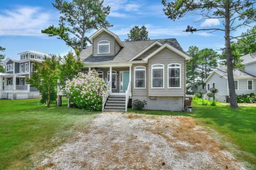 Teal Cottage