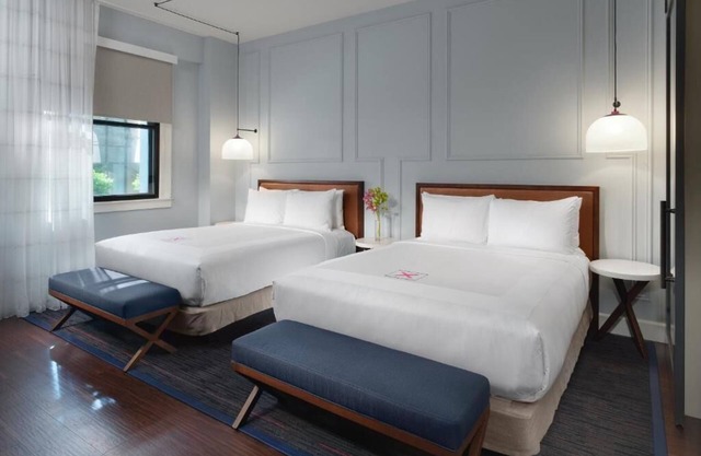 Tech, Comfort, Style: Experience SF's Best at Axiom Hotel | 2 units