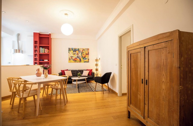 Testaccio Near Trastevere (two bedrooms with en-suite bathroom)
