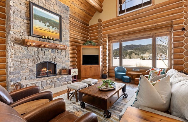 Teton Springs Lodge & Spa is a all-season luxury resort on the 'quiet side of the Tetons'