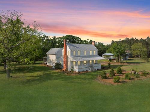 The 1900 Farmhouse Retreat - on 78 acres