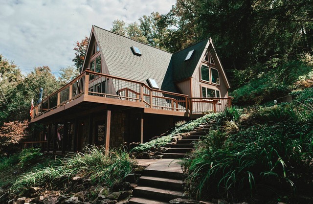 The A-Frame in the Woods + Hot Tub