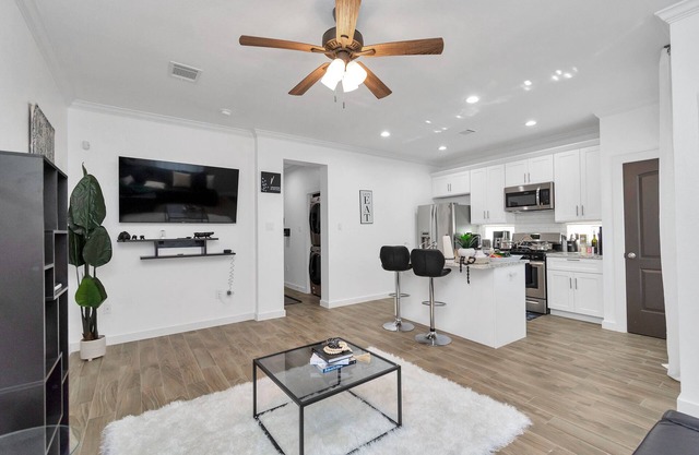 ✵The Allure✵| Houston Hidden Gem - NRG/Med Center