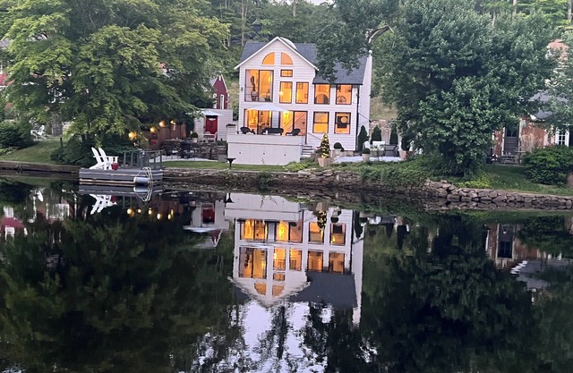 The Answer - Charming, Unique, Tidal, Riverfront Escape - Kayaks, AC Firepit