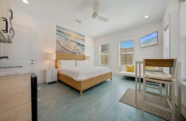 The Bahama Studio 2 at 11 Tidewater