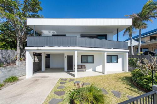 The Bay House - Oceanstays