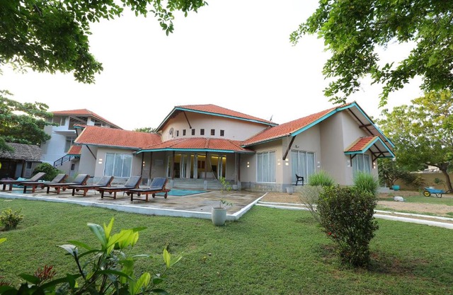 The Beach house by Kay Jay Hotels