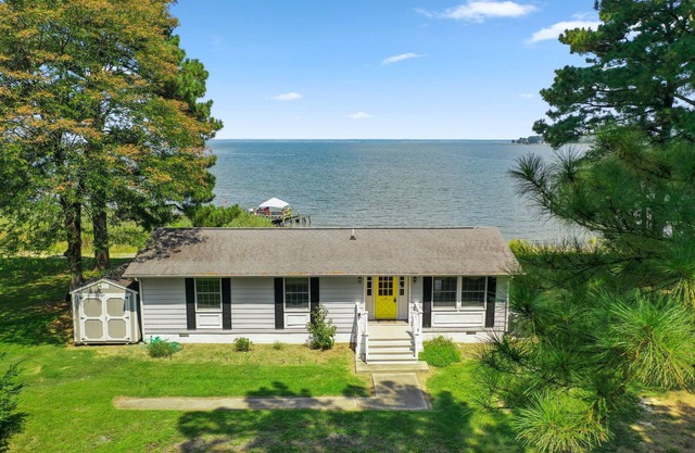 The Beach Retreat is a cozy beach Villa with Hottub overlooking a private beach.