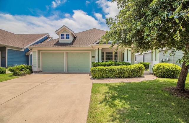 The Best in Texas: 3Bed/2Bath w/Spacious Ensuite