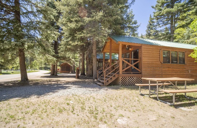 The Blue Spruce Cabin #16