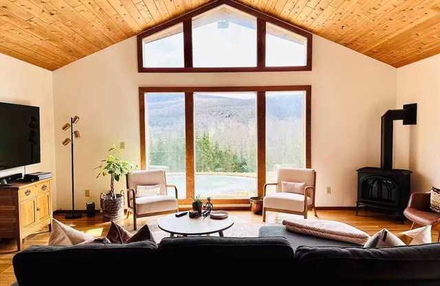 The Borderless Retreat Chalet