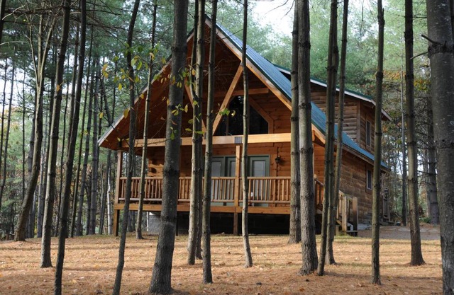 The Cabins at Pine Haven - Beckley