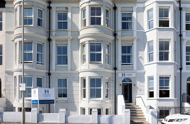 The Clarence Gardens Hotel, BW Signature Collection