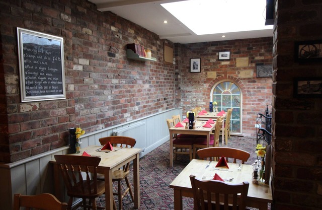 The Clothiers Arms