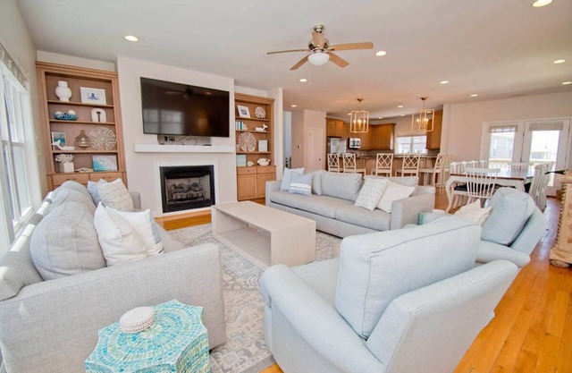 The Coastal Escape, Oceanfront House in Atlantic Beach, NC!