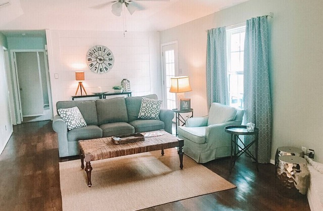 THE COTTAGE@CHAPEL RIDGE #1 in Waco for Exceptional reviews! Ranked #6 in all TX