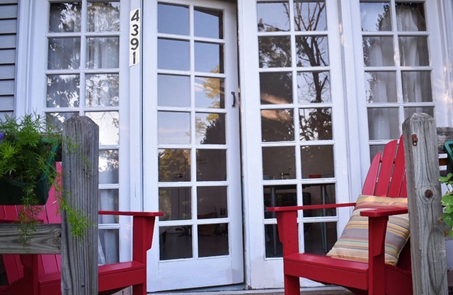 The Cottage; Crozet: charming & cozy getaway within Virginia Wine Country!