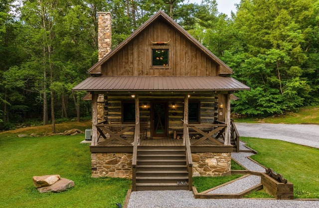 The Cowboy Cabin at Four Fillies Lodge
