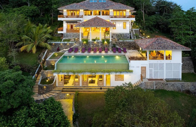 The Divine Villa and Pavilion