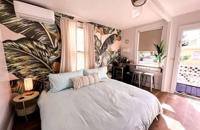 The Dylan Boutique Suites 1 – Chic Comfort Steps from Downtown & Flagler College