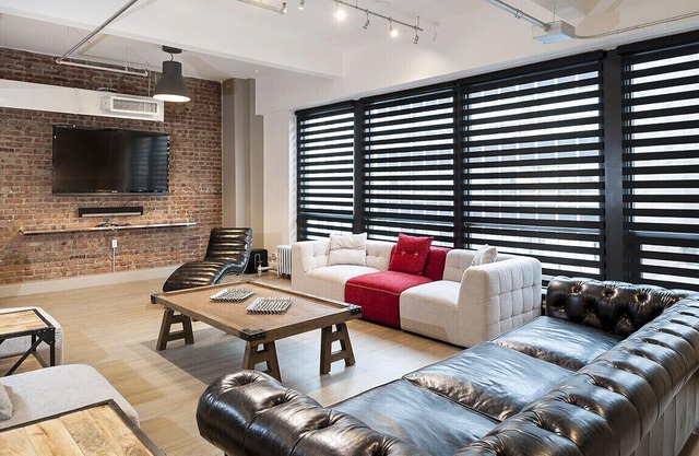 THE EXECUTIVE LOFT | Holland Hotel