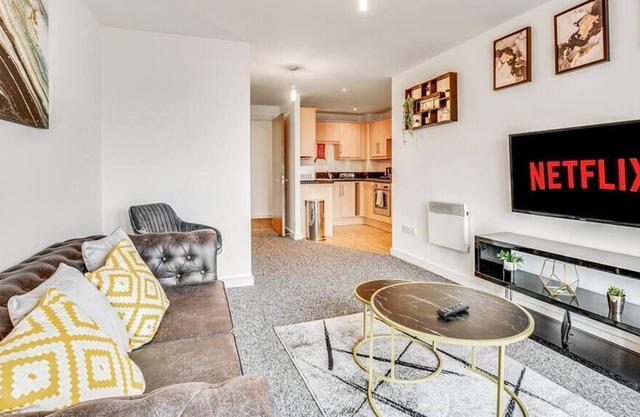 The Exquisite Bolton Gem sleeps 6