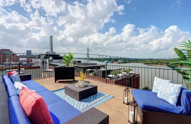 The Factors Penthouse, Charming | Luxurious