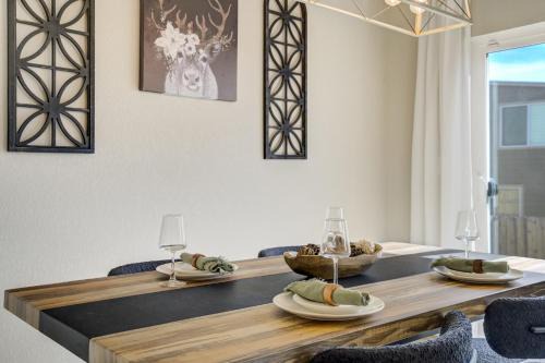 The Family Den - Pet Friendly!
