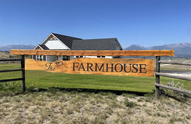 The Farmhouse @Michaels Way-Your Place to Stay