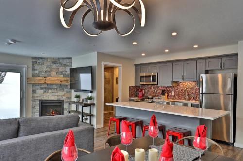 The Forest Fun Suite - 2RM-2BA Condo, Pool, Bus, King Bed, 2 Sofa Beds, Fireplace, Ski Rental Deals