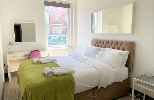 The Four Bays Apartment - Cliftonville Central - By Goldex Coastal Breaks