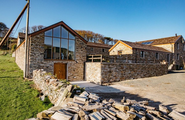 The Fuchsias - a holiday cottage that sleeps 6 guests in 3 bedrooms