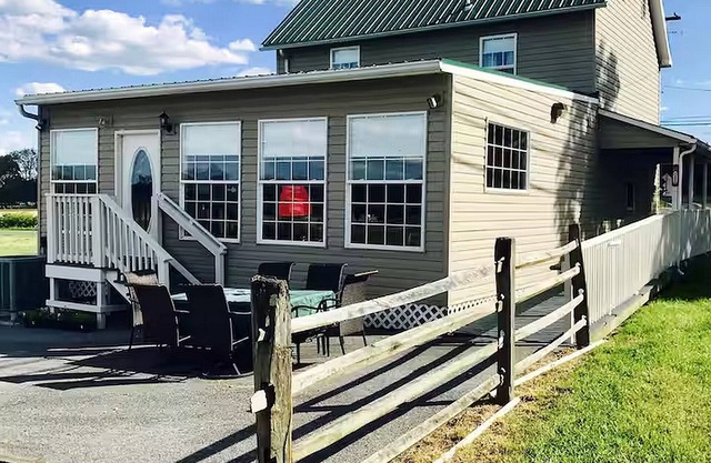 The General's Hideaway near Gettysburg Battlefields, Wineries, Skiing & Hiking less than a mile from the Cashtown Inn