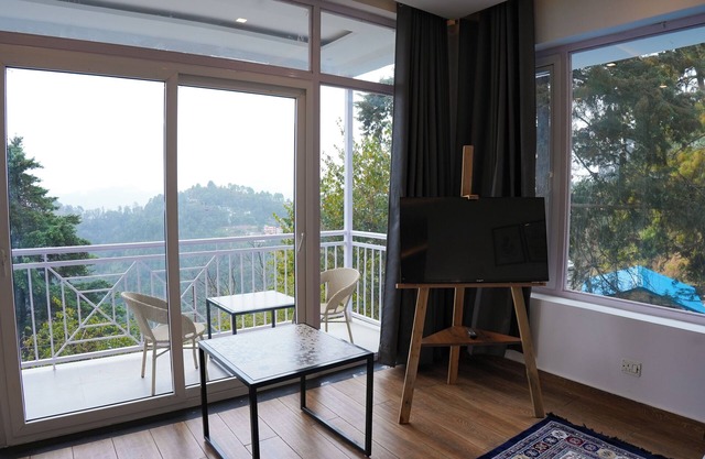 The Glass House Gethia