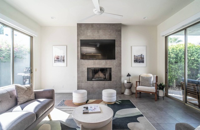 The Grey House, A Modern Pool Home in La Quinta