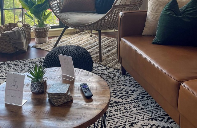 The Hidden Oasis 5 PTS & Mins DWTN Fast Wi-Fi
